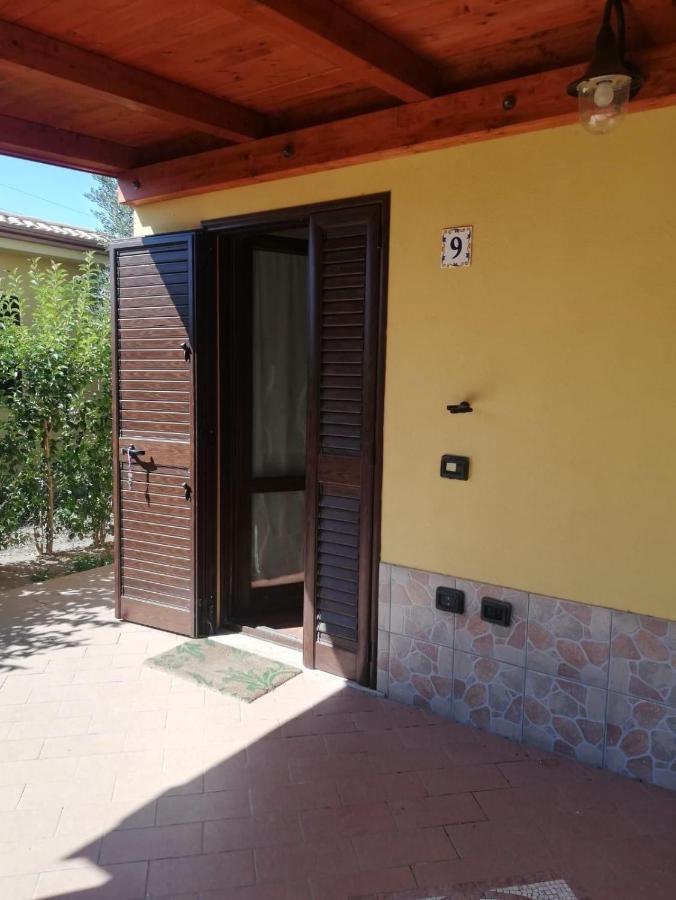 Casa Malo' Villa Ovile la Marinella Bagian luar foto
