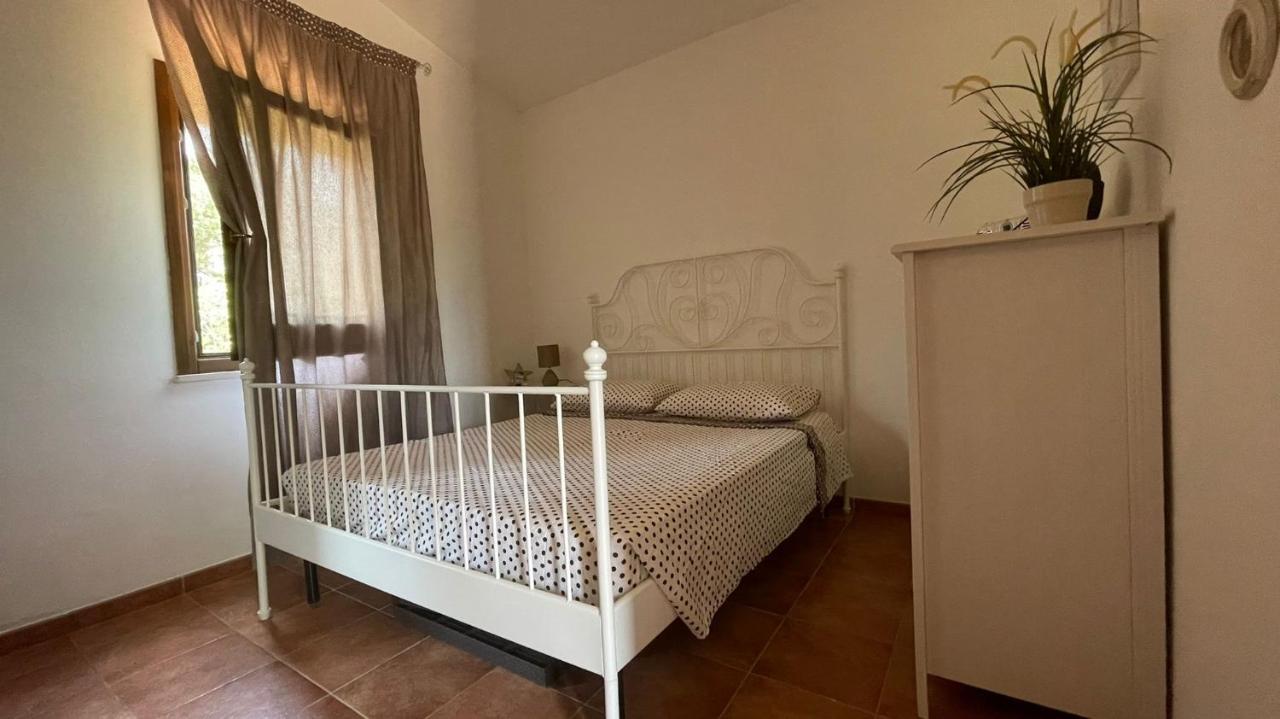 Casa Malo' Villa Ovile la Marinella Bagian luar foto
