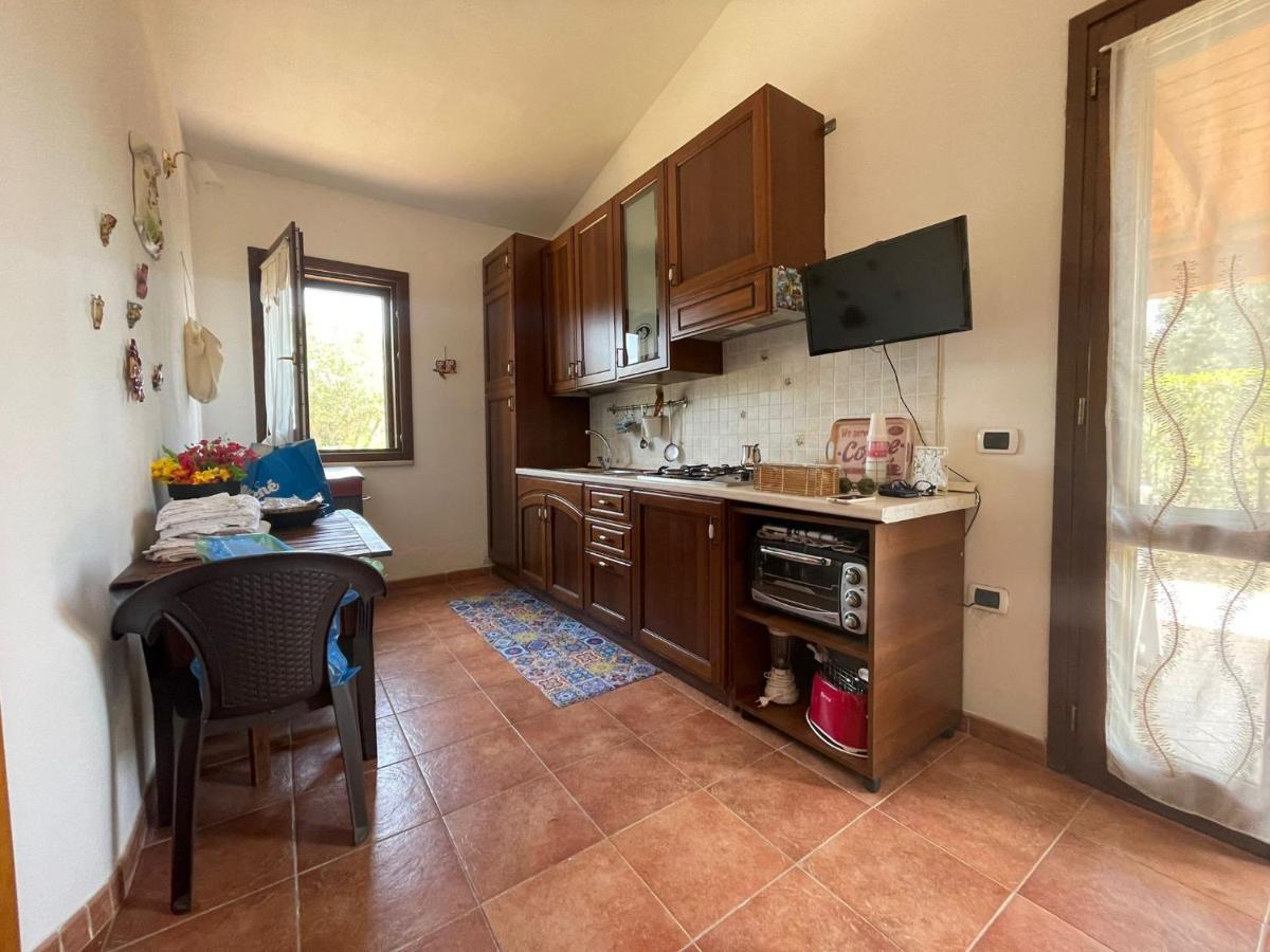 Casa Malo' Villa Ovile la Marinella Bagian luar foto