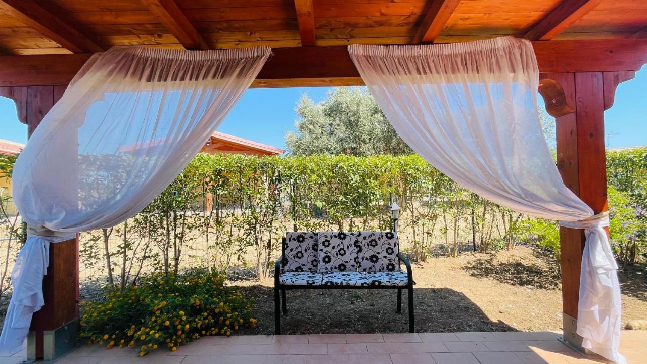 Casa Malo' Villa Ovile la Marinella Bagian luar foto