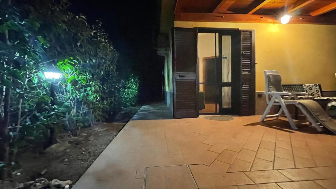 Casa Malo' Villa Ovile la Marinella Bagian luar foto
